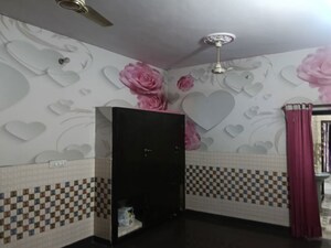 Team Area in 1 BHK Apartment at Sector 9 – for Rent