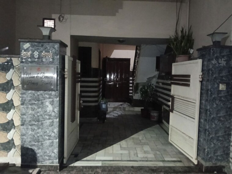  Parking, sector 9 1 Bedroom 250 Sq.Yd. Apartment In Sector 9 Hisar 10639714