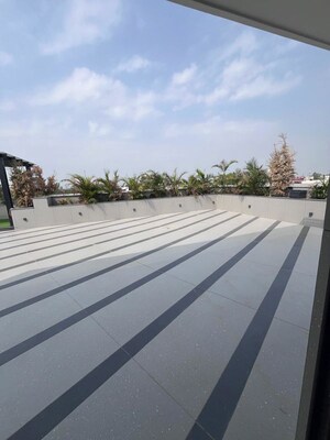 Balcony in 4 BHK Builder Floor at Defence Colony – for Rent