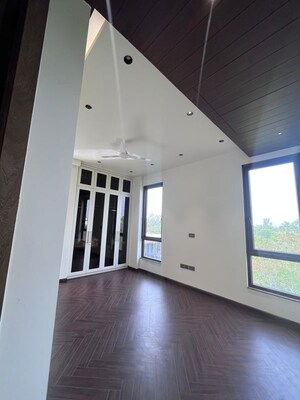 Staircase in 4 BHK Builder Floor at Defence Colony – for Rent