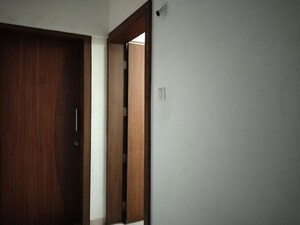 Room in 3 BHK Apartment at Shridhar Apartment Aundh, Aundh – for Sale