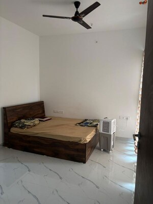 2 BHK Apartment For Rent in Raymond Ten X Habitat, Pokhran Road No Two