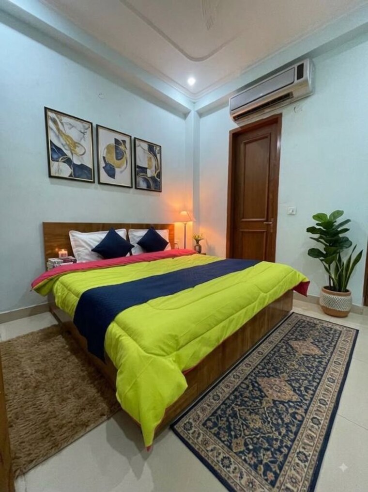 Bedroom, sector 42 3 Bedroom 1547 Sq.Ft. Builder Floor In Sector 42 Gurgaon 10639733