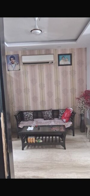 Bedroom in 2 BHK Builder Floor at Subhash Nagar – for Rent