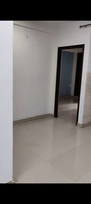 Room in 3 BHK Apartment at Vasu Fortune Residency, Raj Nagar Extension – for Rent