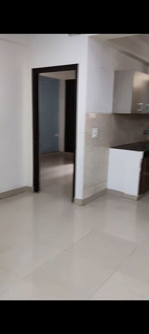Room in 3 BHK Apartment at Vasu Fortune Residency, Raj Nagar Extension – for Rent
