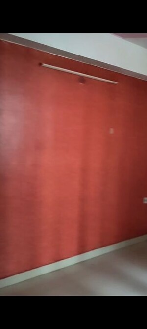 Room in 3 BHK Apartment at Vasu Fortune Residency, Raj Nagar Extension – for Rent