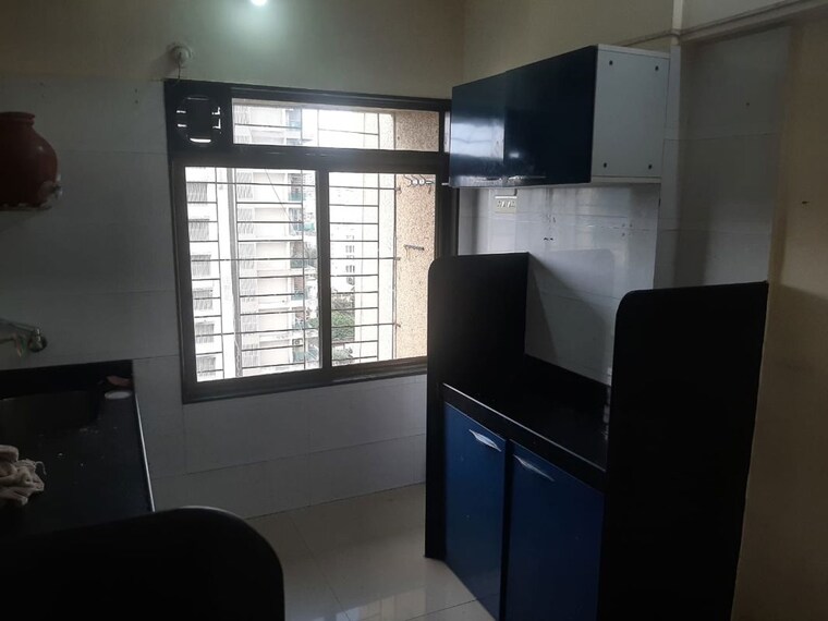 Kitchen, mahindra-mahendra-gesco 2 Bedroom 750 Sq.Ft. Apartment In Goregaon West Mumbai 10639708