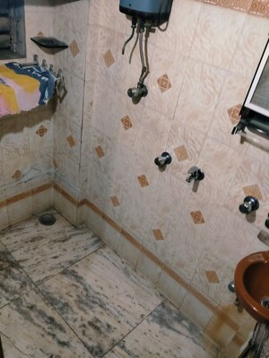 Bathroom in 1 RK Apartment at Magnum Plaza, Bhayandar West – for Rent
