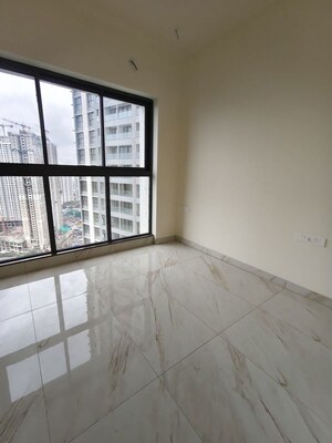 Room in 4 BHK Apartment at Raymond The Invictus By GS, Pokhran Road No One – for Rent