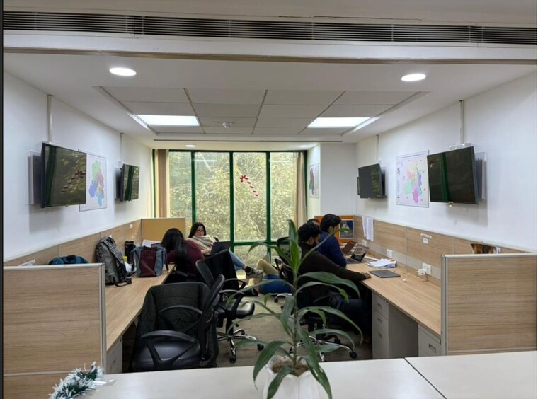 Team Area, okhla industrial estate phase 3 Commercial Office Space in IT/SEZ 7600 Sq.Ft. In Okhla Industrial Estate Phase 3 Delhi 10639820
