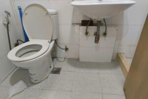 Bathroom in 3 BHK Apartment at DLF New Town Heights I, Sector 90 – for Rent