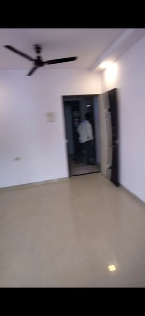 Room in 1 BHK Apartment at Silicon Park, Malad West – for Rent