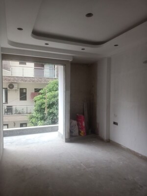 Room in 3 BHK Builder Floor at Vasant Kunj Enclave – for Sale