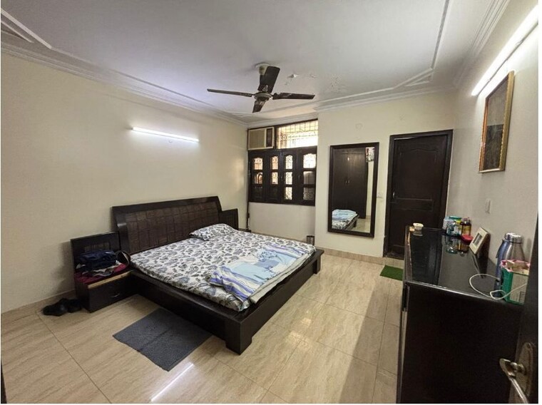 Bedroom, civil lines 4 Bedroom 3000 Sq.Ft. Builder Floor In Civil Lines Delhi 10639850