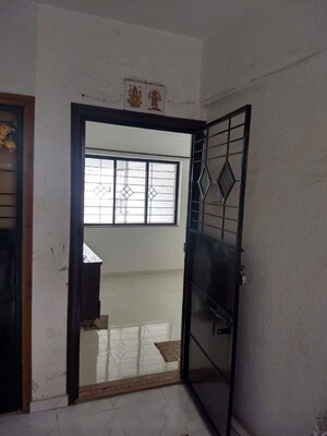 2 BHK Apartment – Entrance View at Rahul Atul Nagar CHS, Warje - for Rent
