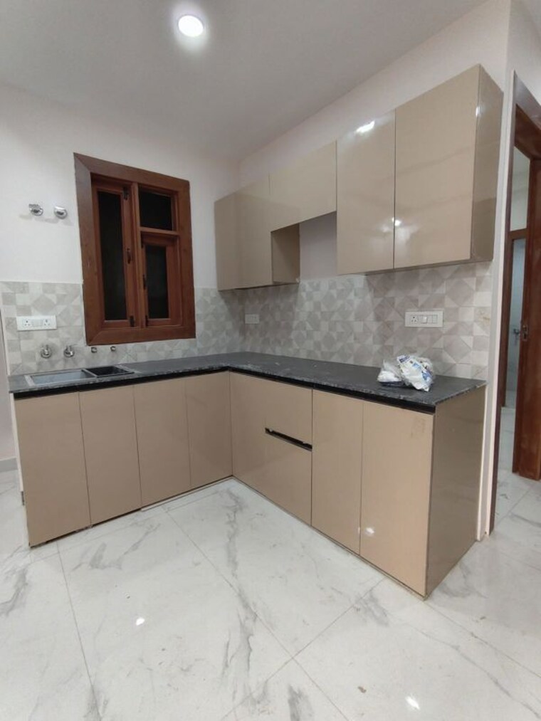 Kitchen, mahadev-apartments-noida 1 Bedroom 600 Sq.Ft. Apartment In Sector 73 Noida 10639913