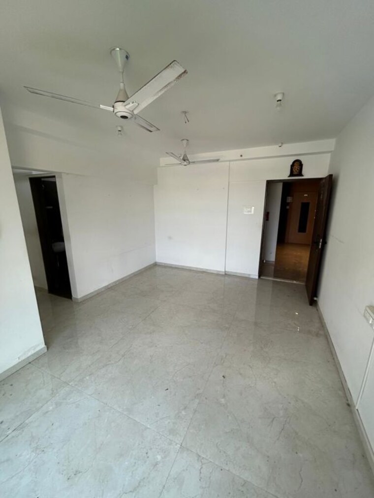 Room, yogi nagar 2 Bedroom 613 Sq.Ft. Apartment In Yogi Nagar Mumbai 10639932