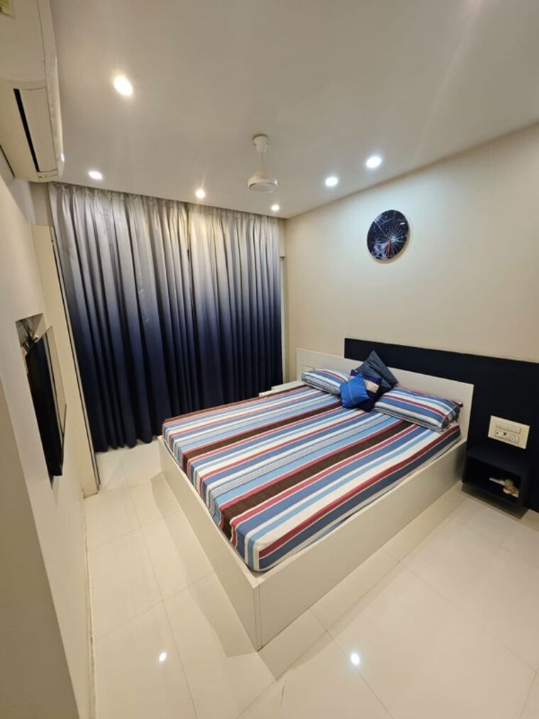 Master Bedroom, kanakia-spaces-sevens 2 Bedroom 900 Sq.Ft. Apartment In Andheri East Mumbai 10639923