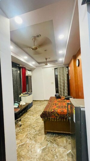 Bedroom in 2 BHK Builder Floor at Indrapuram – for Rent