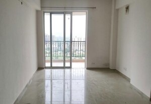 Room in 3 BHK Apartment at DLF New Town Heights III, Sector 91 – for Sale