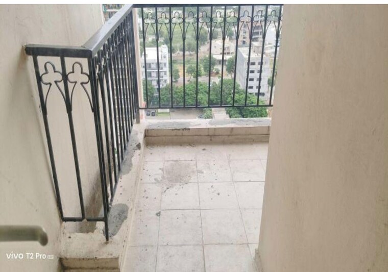 Balcony, dlf-new-town-heights-iii 3 Bedroom 1930 Sq.Ft. Apartment In Sector 91 Gurgaon 10639963