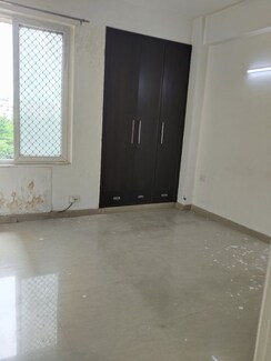 3.5 BHK + Servant Room Apartment For Rent in Great Value Sharanam