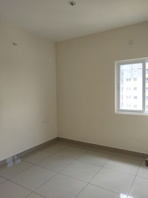 Room in 3 BHK Apartment at DLF Bella Greens, Begur – for Rent