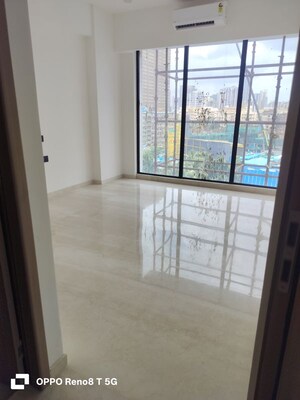 Room in 3 BHK Apartment at Prabhakar Esquina Private Residence, Oshiwara – for Sale
