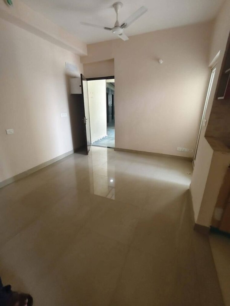 Room, samridhi-grand-avenue 2.5 Bedroom 1080 Sq.Ft. Apartment In Tech Zone 4 Greater Noida Greater Noida 10639997