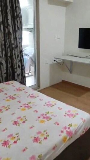 Bedroom in 3 BHK Apartment at Kalpataru Magnus, Bandra East – for Rent