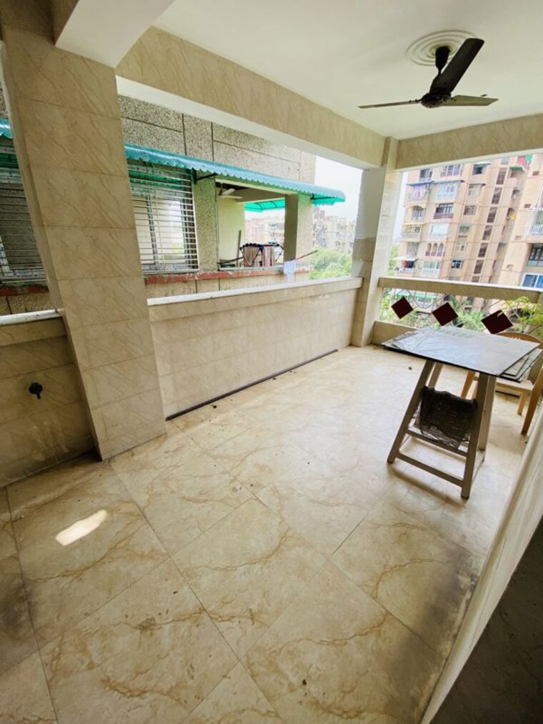  Parking, dwarka 3 Bedroom 1800 Sq.Ft. Apartment In Dwarka Delhi 10640028