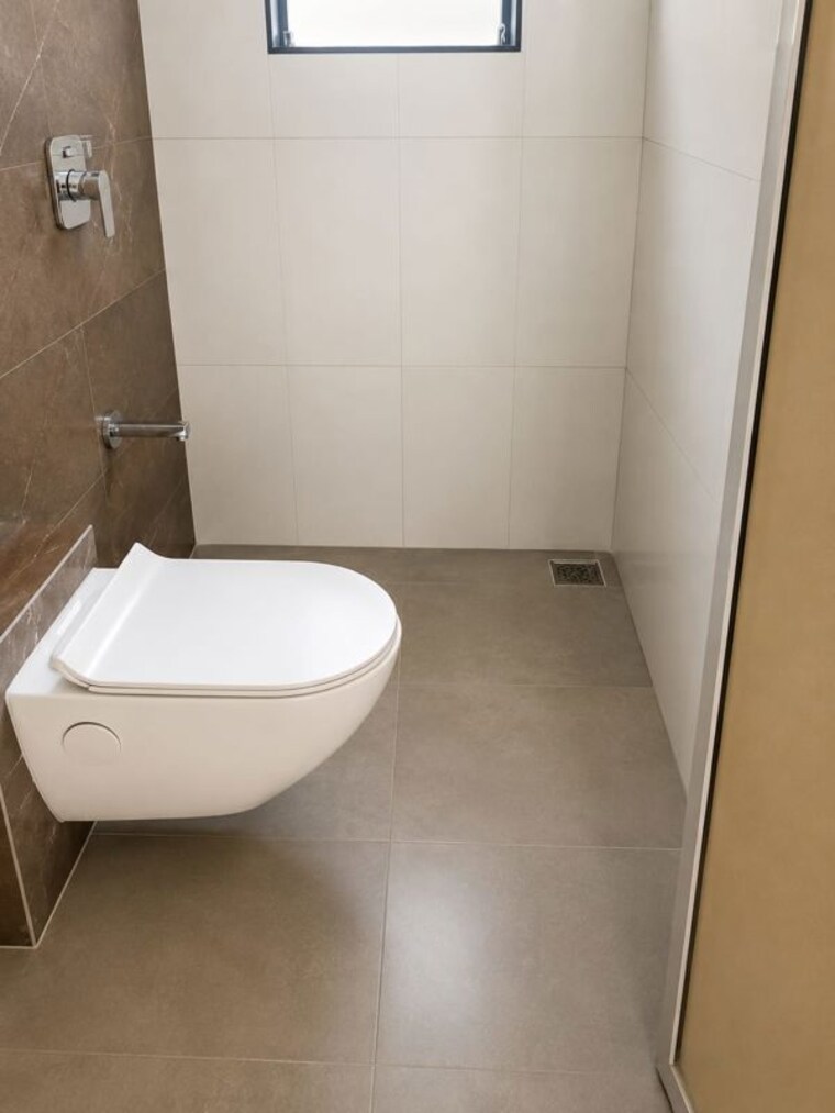 Bathroom, dream-sachinam-chs 2 Bedroom 585 Sq.Ft. Apartment In Panch Pakhadi Thane 10640038