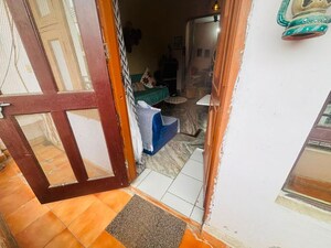 Living Room in 1 BHK Independent House at Sector 40 – for Rent