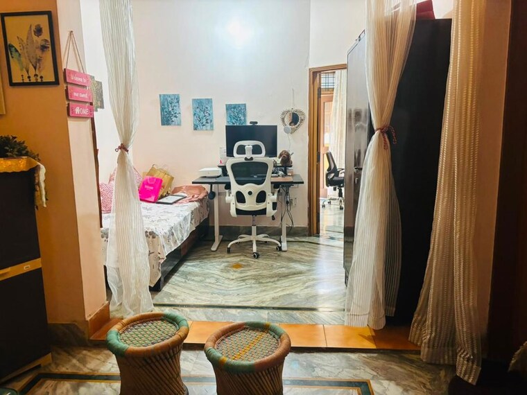 Room, sector 40 1 Bedroom 650 Sq.Ft. Independent House In Sector 40 Gurgaon 10640030