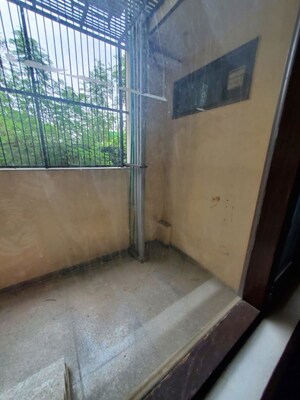 Room in 1 BHK Independent House at Sector 22 – for Rent