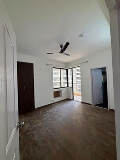 3 BHK + Store Room Apartment For Sale in Amrapali Verona Heights