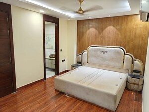 Bedroom in 3 BHK Apartment at Saket – for Rent