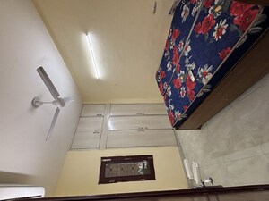 Furnished Amenities in 2 BHK Builder Floor at Lajpat Nagar ii – for Rent