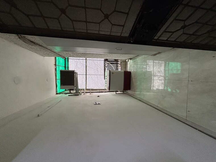  Parking, lajpat nagar ii 2 Bedroom 900 Sq.Ft. Builder Floor In Lajpat Nagar ii Delhi 10640089