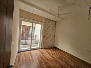 Room in 3 BHK Apartment at Shri Northview Avenue, Dyalpur – for Sale