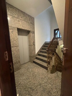Staircase in 3 BHK Builder Floor at Navjeevan Vihar – for Rent