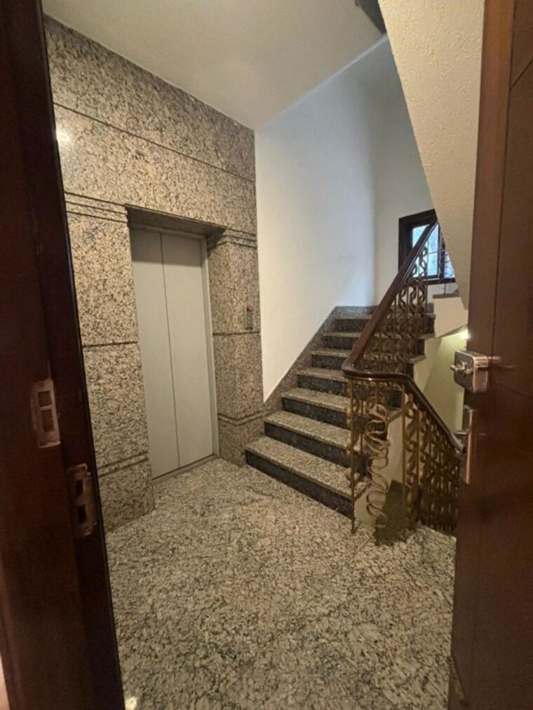 undefined, navjeevan vihar 3 Bedroom 2000 Sq.Ft. Builder Floor In Navjeevan Vihar Delhi 10640096