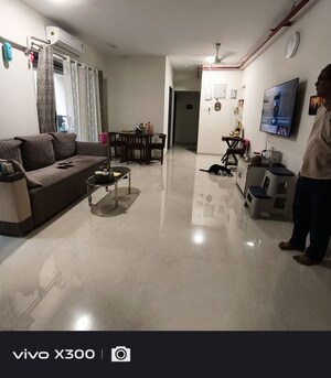 Team Area in 3 BHK Apartment at Goregaon West – for Sale