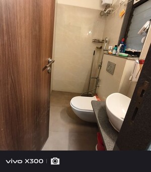 Team Area in 3 BHK Apartment at Goregaon West – for Sale