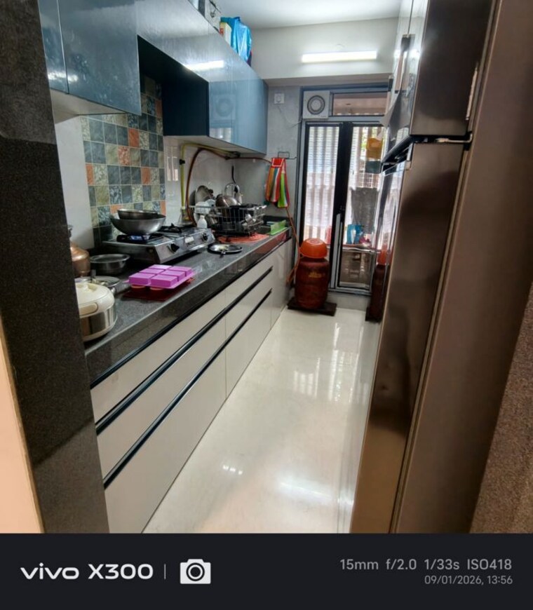 Balcony, goregaon west 3 Bedroom 1100 Sq.Ft. Apartment In Goregaon West Mumbai 10640103