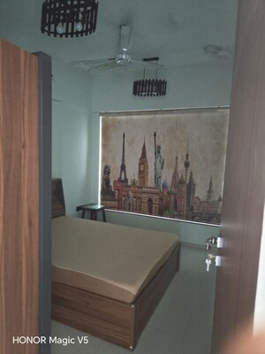 Furnished Amenities in 2 BHK Apartment at Sheth Vasant Lawns, Laxmi Nagar – for Rent