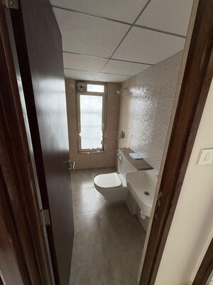 Bathroom in 2 BHK Apartment at Kalpataru Vivant, Jogeshwari East – for Rent