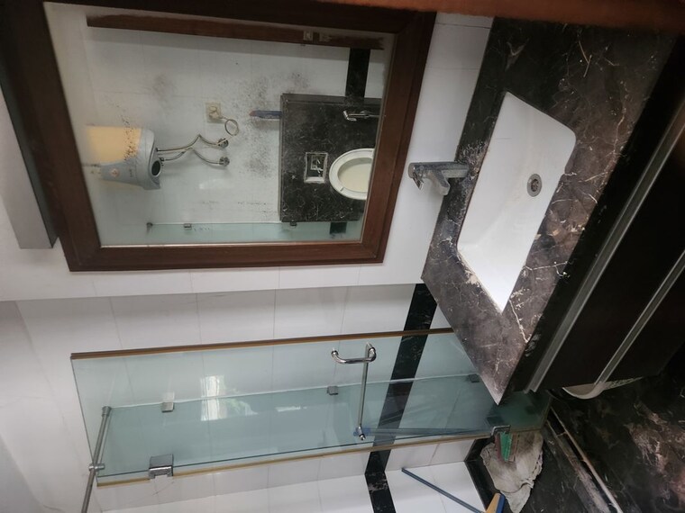 Washroom, janakpuri 4 Bedroom 2200 Sq.Ft. Builder Floor In Janakpuri Delhi 10640161
