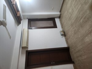 Room in 4 BHK Builder Floor at Janakpuri – for Sale
